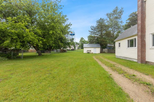 347 E Gardner Street, Sparta, MI 49345
