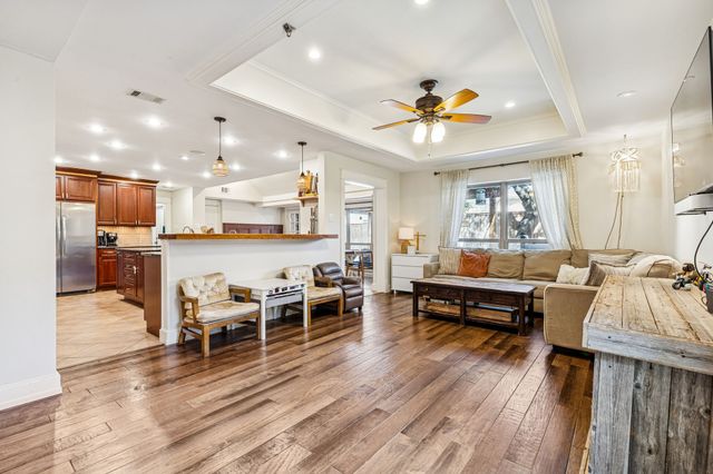 7 Bunker Hill, Richardson, TX 75080