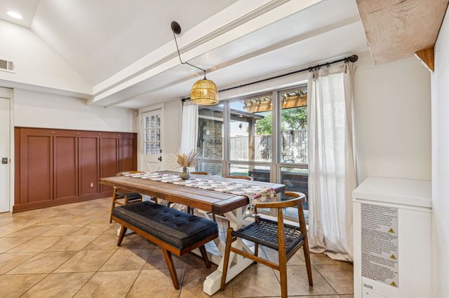 7 Bunker Hill, Richardson, TX 75080