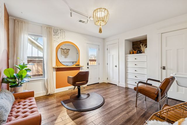 7 Bunker Hill, Richardson, TX 75080