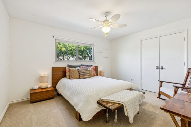 7 Bunker Hill, Richardson, TX 75080