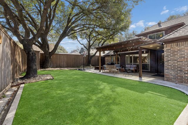 7 Bunker Hill, Richardson, TX 75080