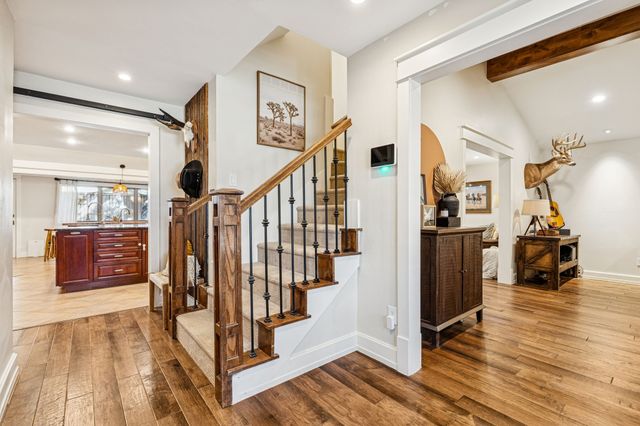 7 Bunker Hill, Richardson, TX 75080