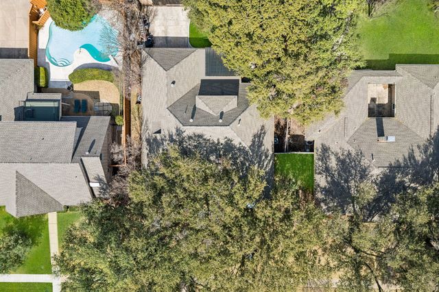 7 Bunker Hill, Richardson, TX 75080