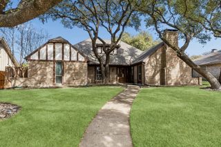 7 Bunker Hill, Richardson, TX 75080