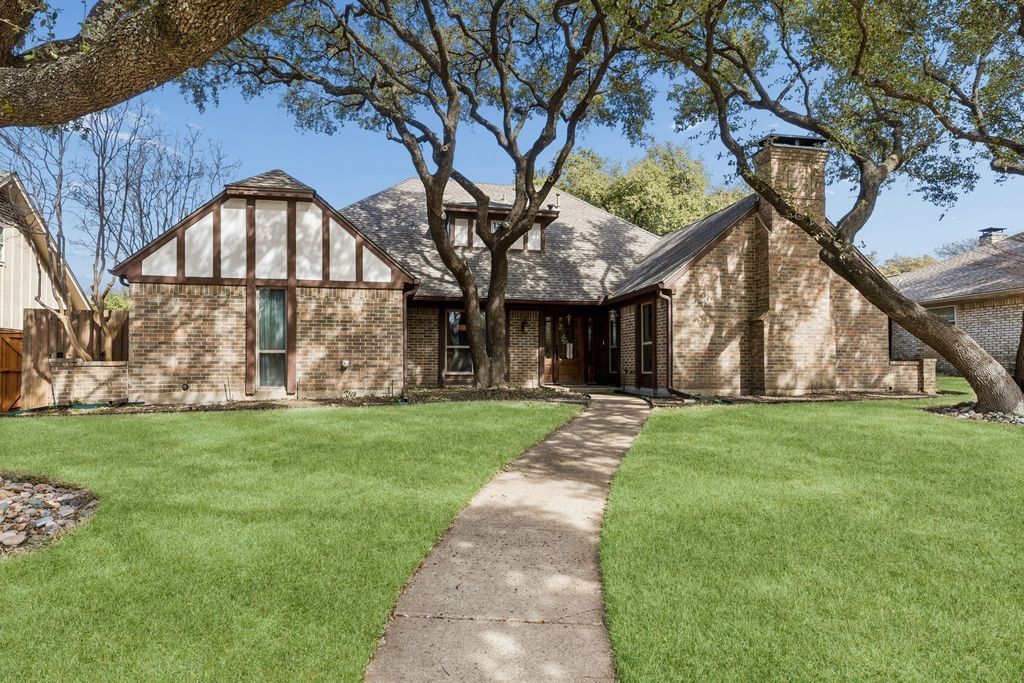 7 Bunker Hill, Richardson, TX 75080