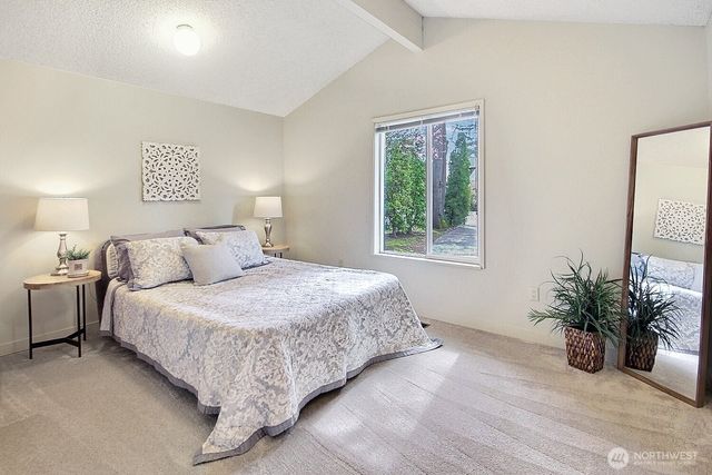 21834 SE 265th Way, Maple Valley, WA 98038