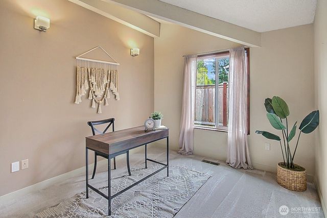 21834 SE 265th Way, Maple Valley, WA 98038