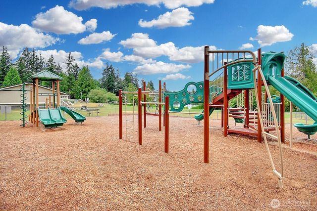 21834 SE 265th Way, Maple Valley, WA 98038