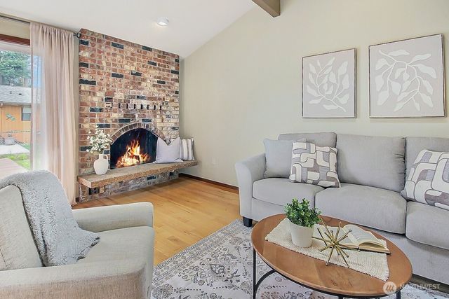 21834 SE 265th Way, Maple Valley, WA 98038