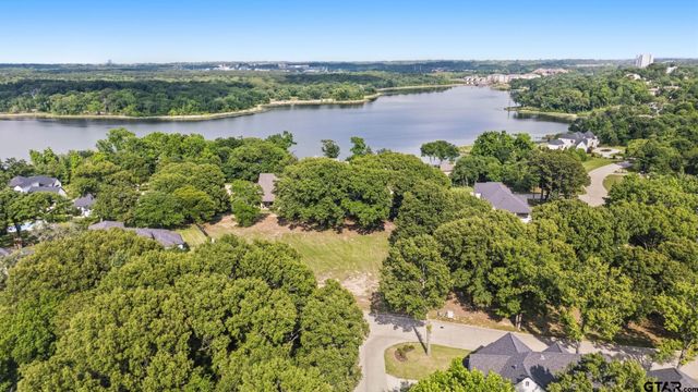 2473 Wellington Trace, Tyler, TX 75709