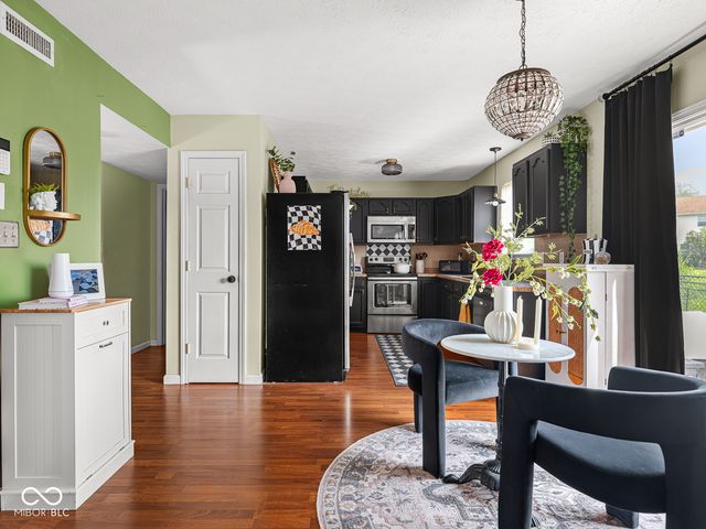 6665 Crestwell Lane, Indianapolis, IN 46268