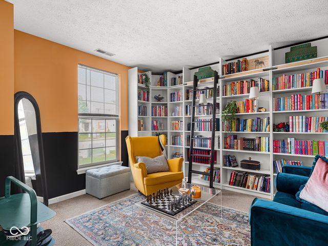 6665 Crestwell Lane, Indianapolis, IN 46268