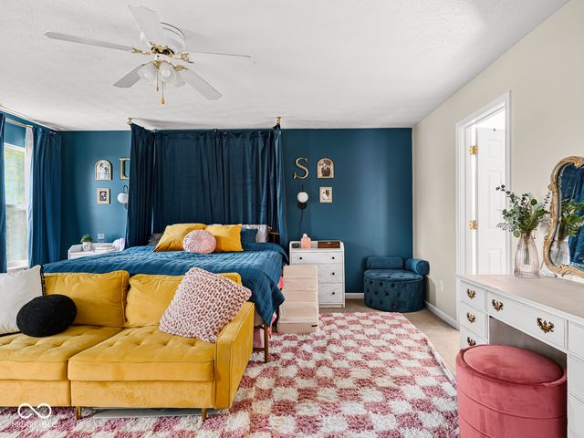 6665 Crestwell Lane, Indianapolis, IN 46268