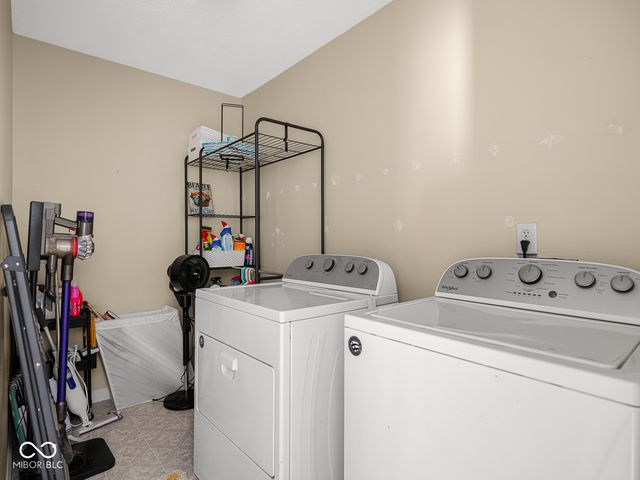 6665 Crestwell Lane, Indianapolis, IN 46268