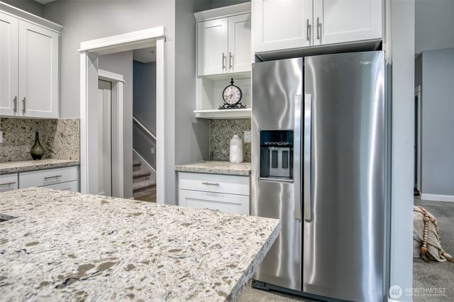 737 Wakina Loop SE, Ocean Shores, WA 98569