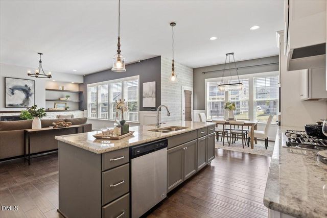 104 Evans Crest Lane, Holly Springs, NC 27540