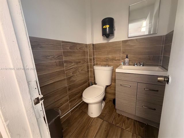 7298 NW 54th Street, Miami, FL 33166