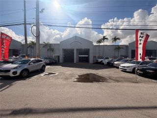 7298 NW 54th Street, Miami, FL 33166