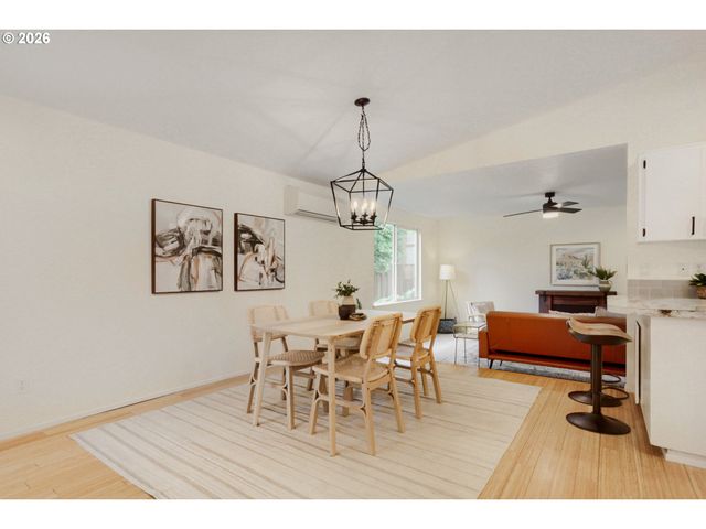 8187 Sw PONCA Ct, Tualatin, OR 97062