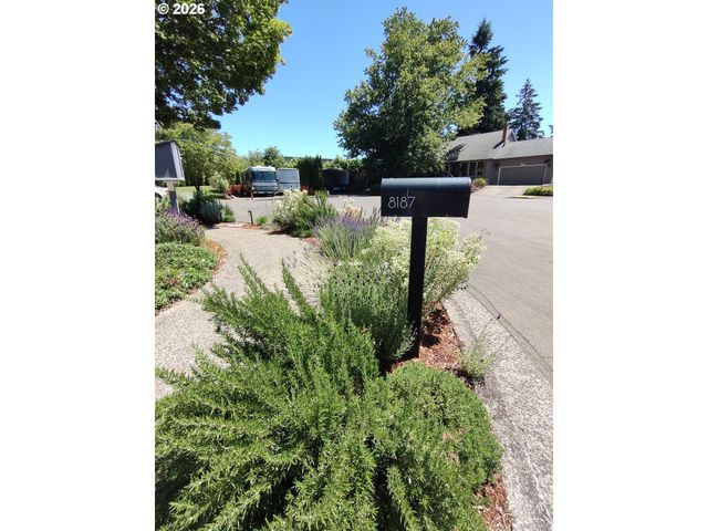 8187 Sw PONCA Ct, Tualatin, OR 97062