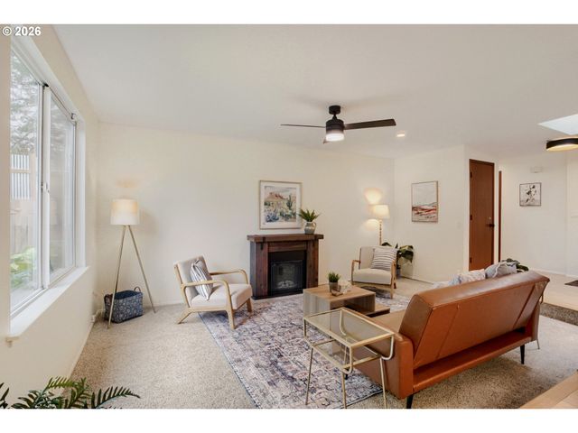 8187 Sw PONCA Ct, Tualatin, OR 97062
