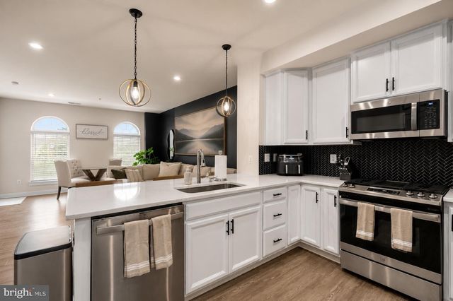 5904 ETTERBEEK ST, Ijamsville, MD 21754