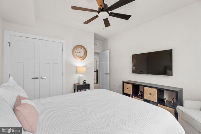 5904 ETTERBEEK ST, Ijamsville, MD 21754