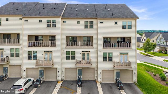 5904 ETTERBEEK ST, Ijamsville, MD 21754