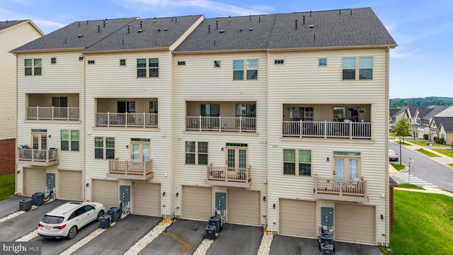 5904 ETTERBEEK ST, Ijamsville, MD 21754