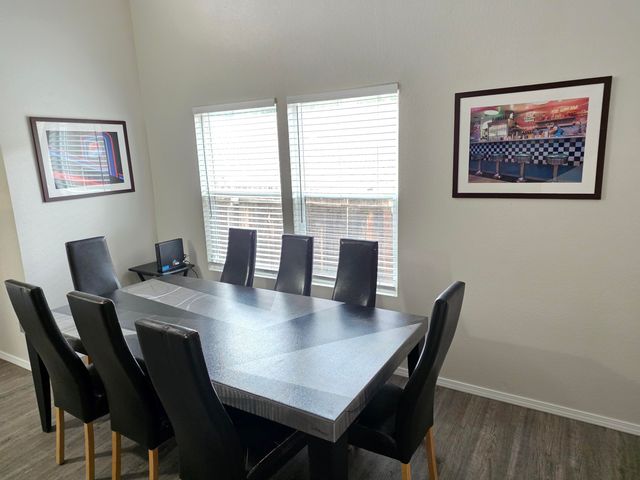 7233 Bobwhite Lane NE, Albuquerque, NM 87109