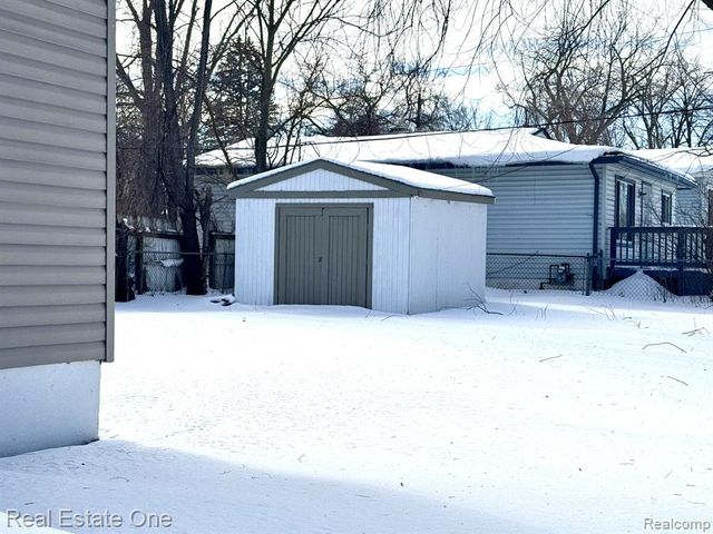 731 Stanley Avenue, Pontiac, MI 48340