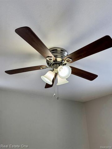 731 Stanley Avenue, Pontiac, MI 48340