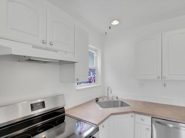2721 S Havana St, Spokane, WA 99223