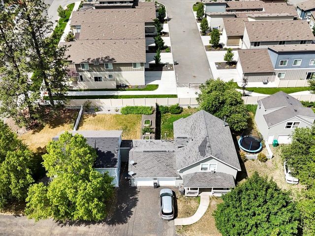 2721 S Havana St, Spokane, WA 99223