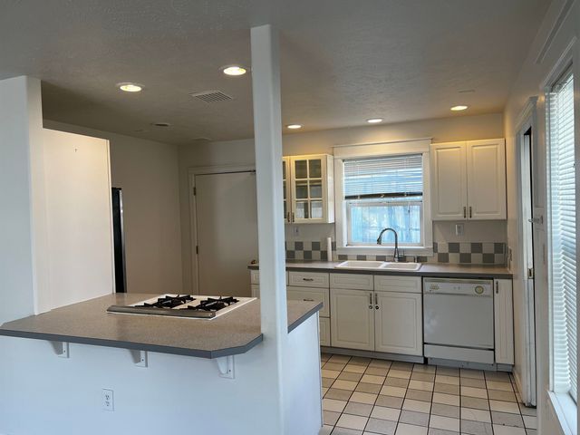 2721 S Havana St, Spokane, WA 99223