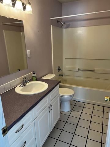 2721 S Havana St, Spokane, WA 99223