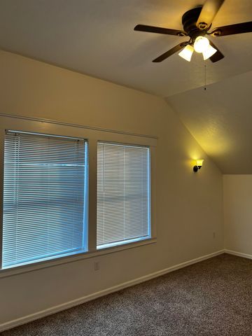 2721 S Havana St, Spokane, WA 99223