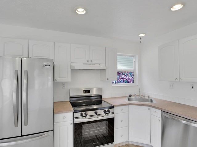 2721 S Havana St, Spokane, WA 99223