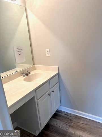 6283 Shoreview Circle, Flowery Branch, GA 30542