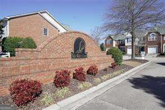 6283 Shoreview Circle, Flowery Branch, GA 30542