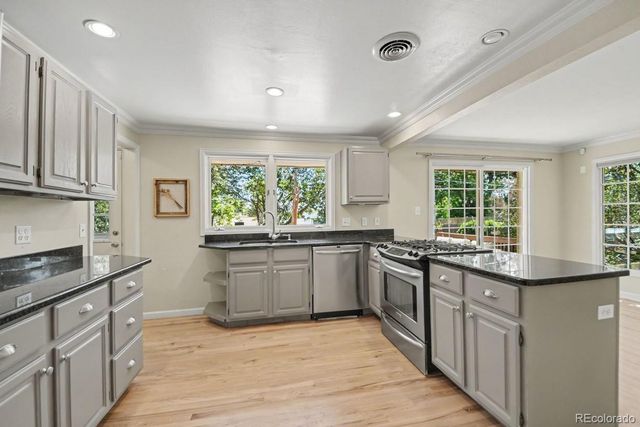 700 S Arbutus Street, Denver, CO 80228
