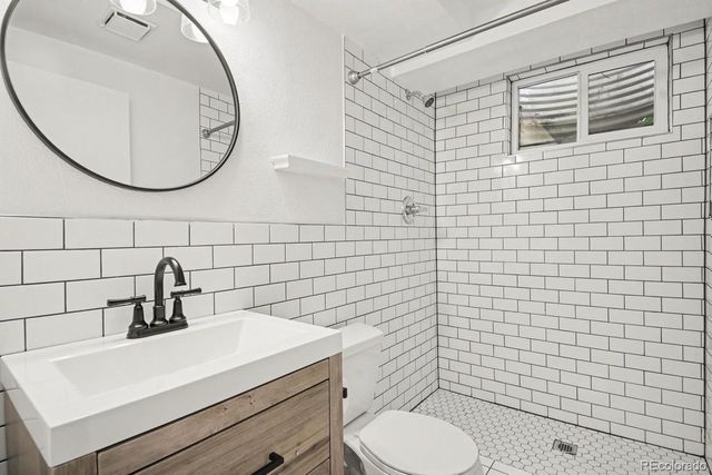 700 S Arbutus Street, Denver, CO 80228