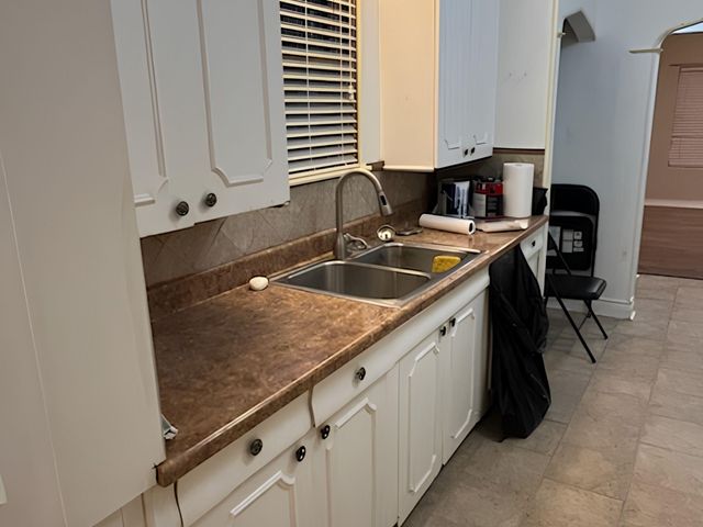 2045 W Magnolia Avenue, San Antonio, TX 78201