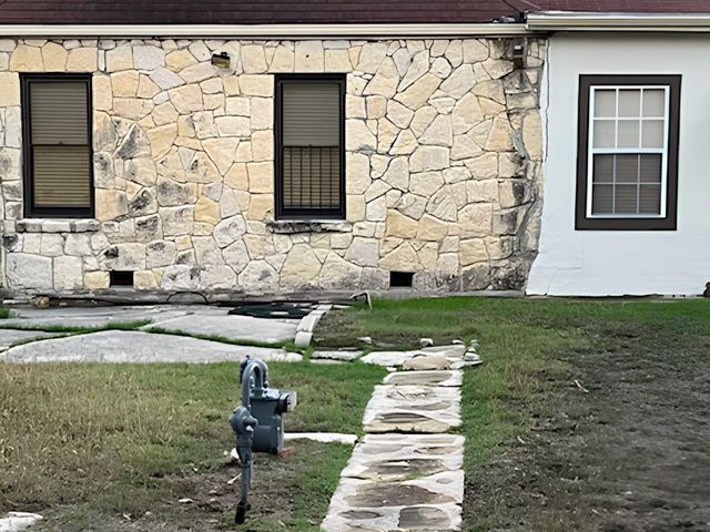 2045 W Magnolia Avenue, San Antonio, TX 78201