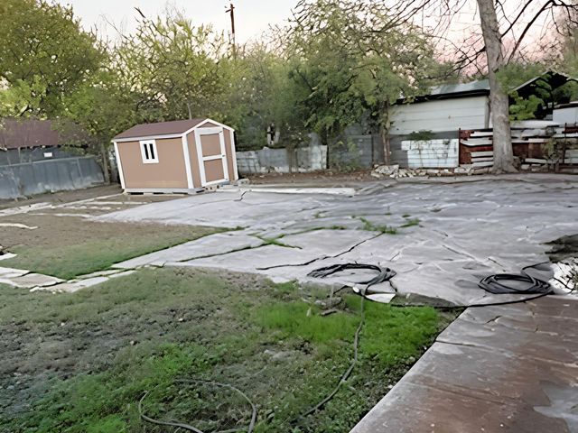 2045 W Magnolia Avenue, San Antonio, TX 78201