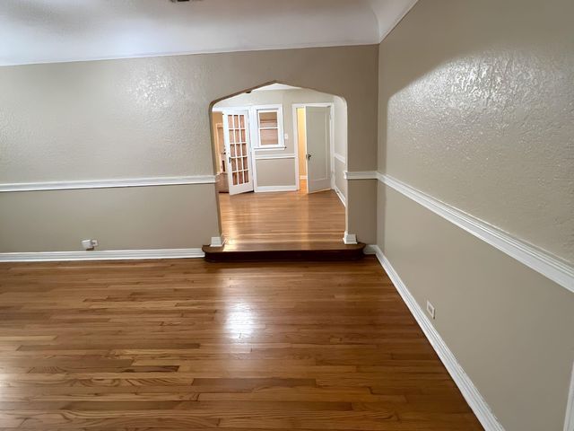 2045 W Magnolia Avenue, San Antonio, TX 78201