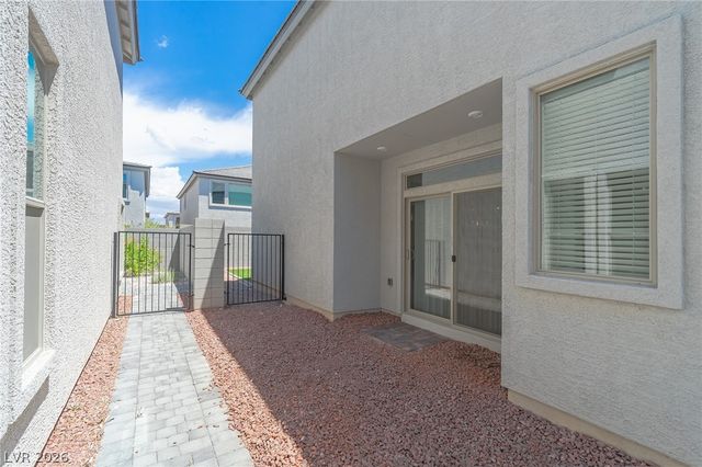 638 Great River Avenue, Las Vegas, NV 89183
