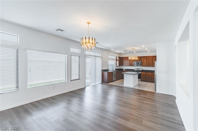 638 Great River Avenue, Las Vegas, NV 89183