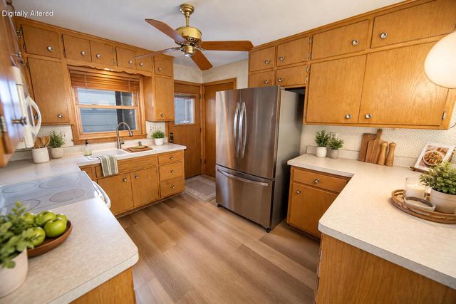 3262 S Whitnall AVENUE, Milwaukee, WI 53207